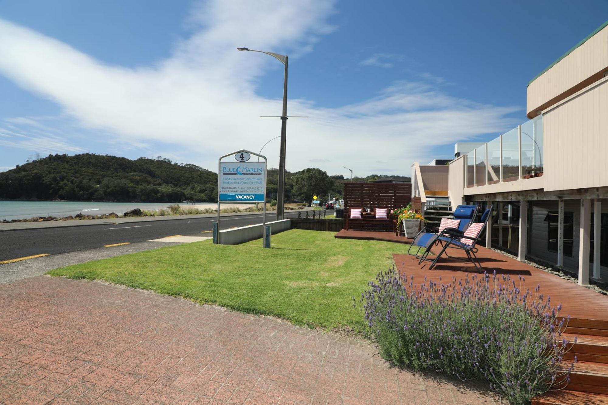 Blue Marlin Apartments Whitianga Exterior photo